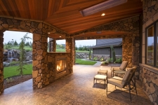 Outdoor Fireplace and Firepits